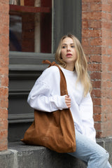 KNOT TOTE SUEDE TAN