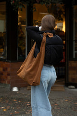 KNOT TOTE SUEDE TAN