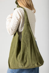KNOT TOTE SUEDE OLIVE