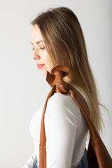 Knot Leather Shoulder Bag Tan