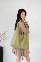 Knot Leather Shoulder Bag  (Olive Green)