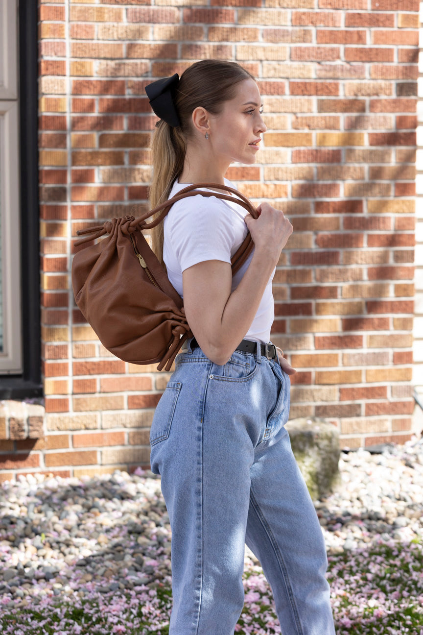 ARIA Handbag Tan – RISA VANCOUVER