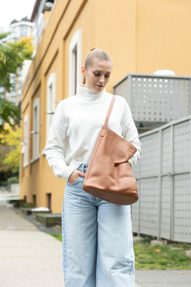 Pocket Tote Tan
