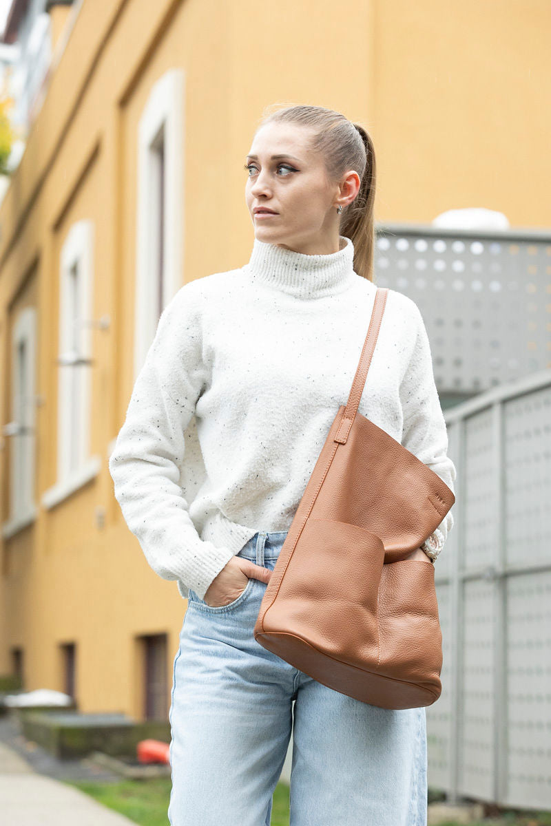 Pocket Tote Tan