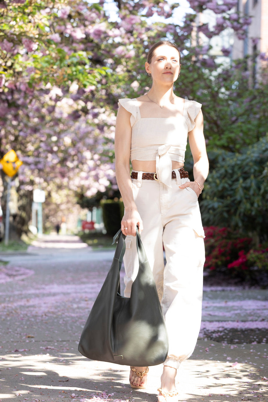 Knot Leather Shoulder Bag Hunter Green