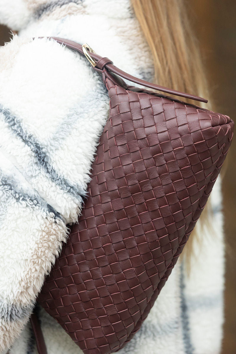 RHEA HANDWOVEN MAROON SHOULDER BAG
