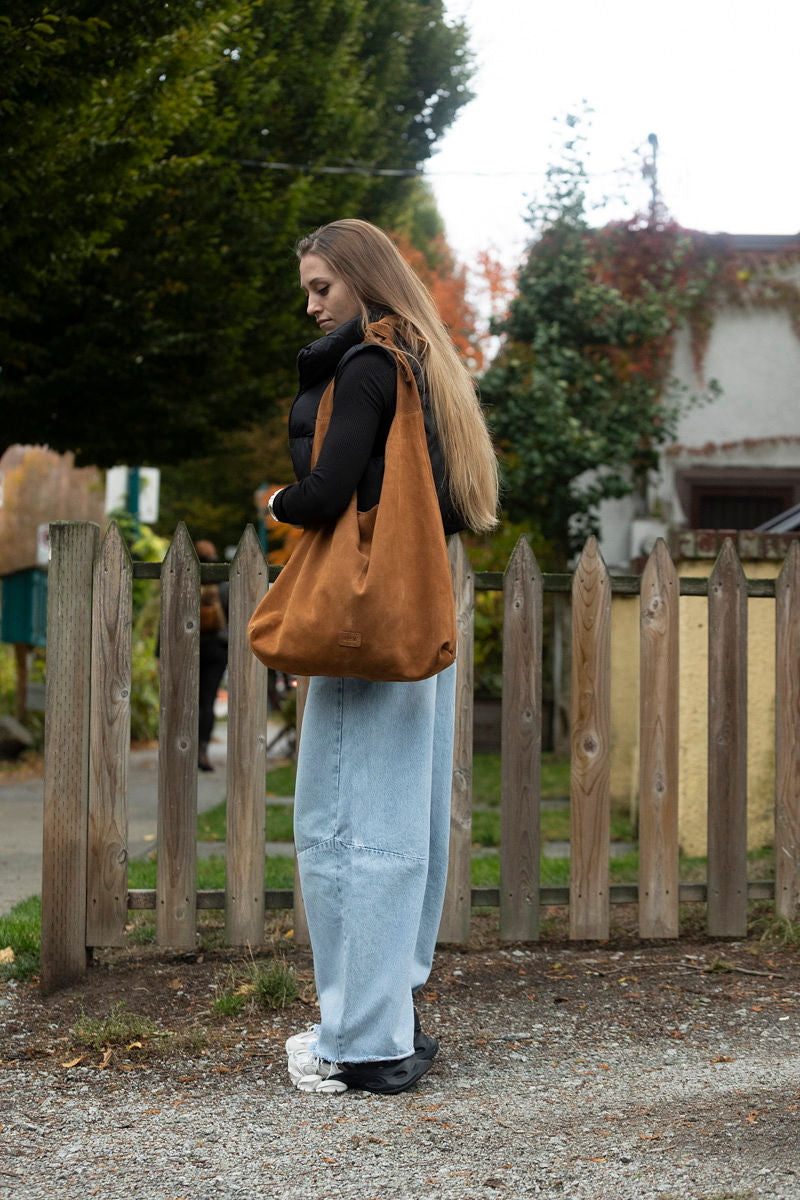 KNOT TOTE SUEDE TAN