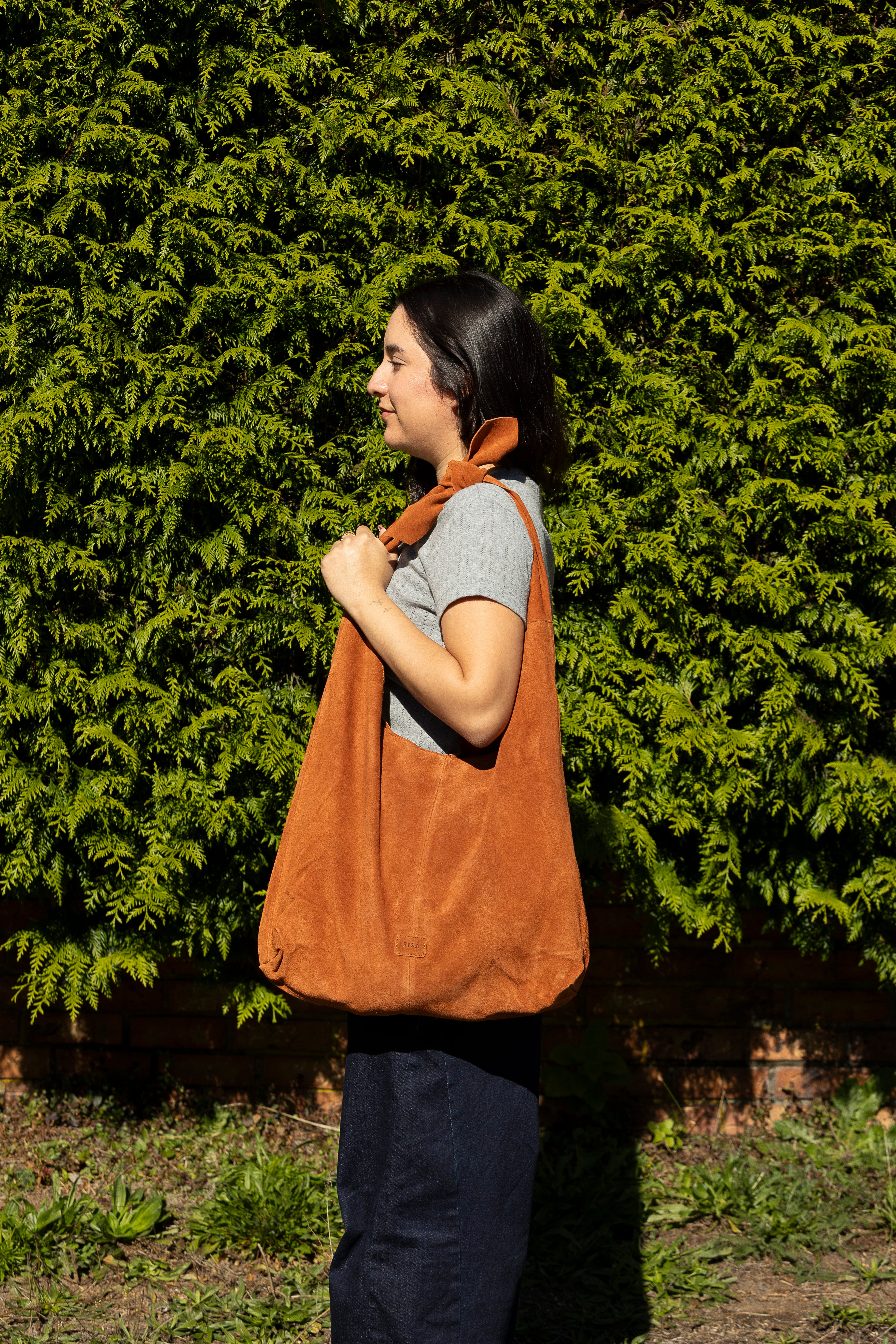 SAC CABAS À NŒUD EN DAIM BAUME
