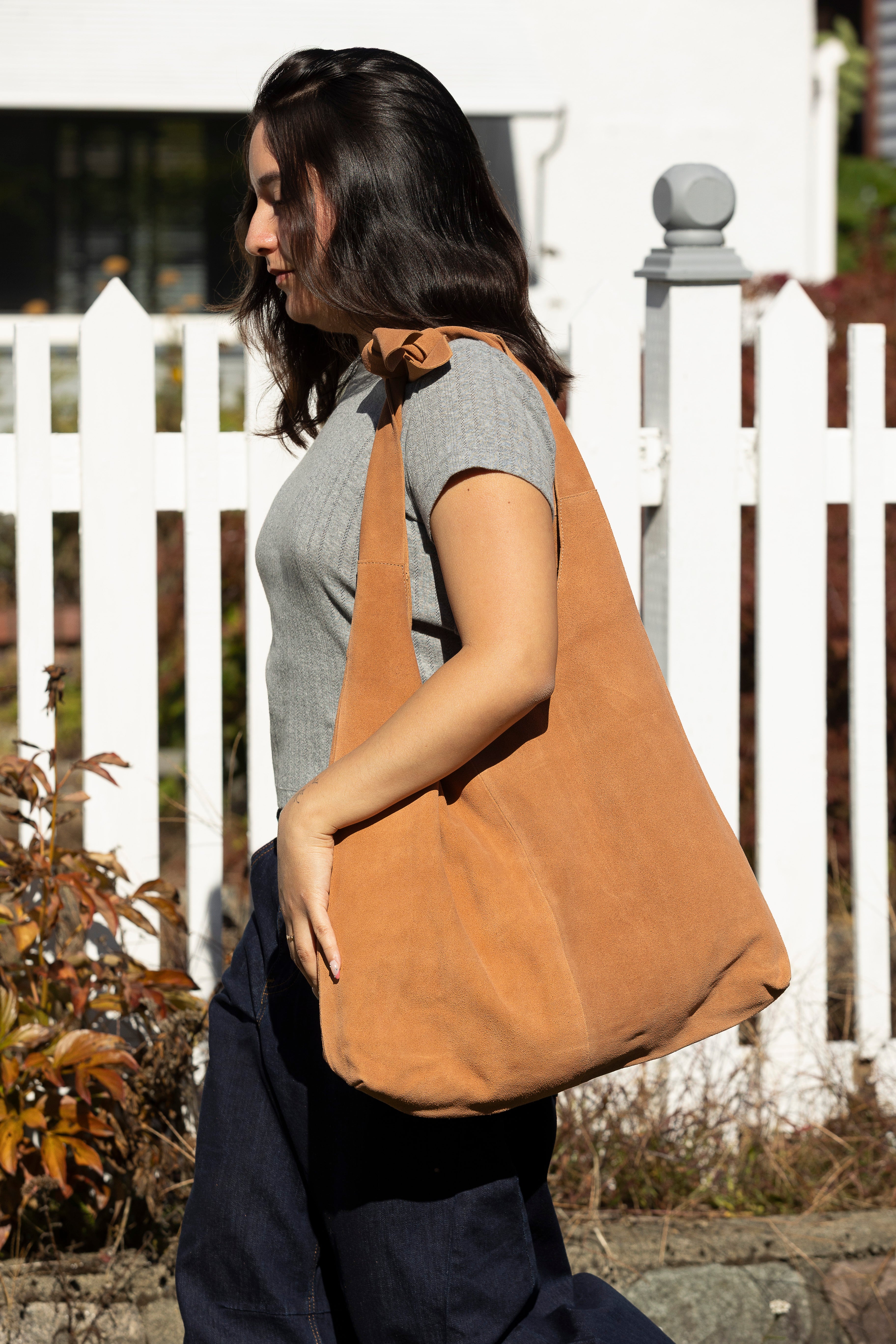 SAC CABAS À NŒUD EN DAIM BAUME