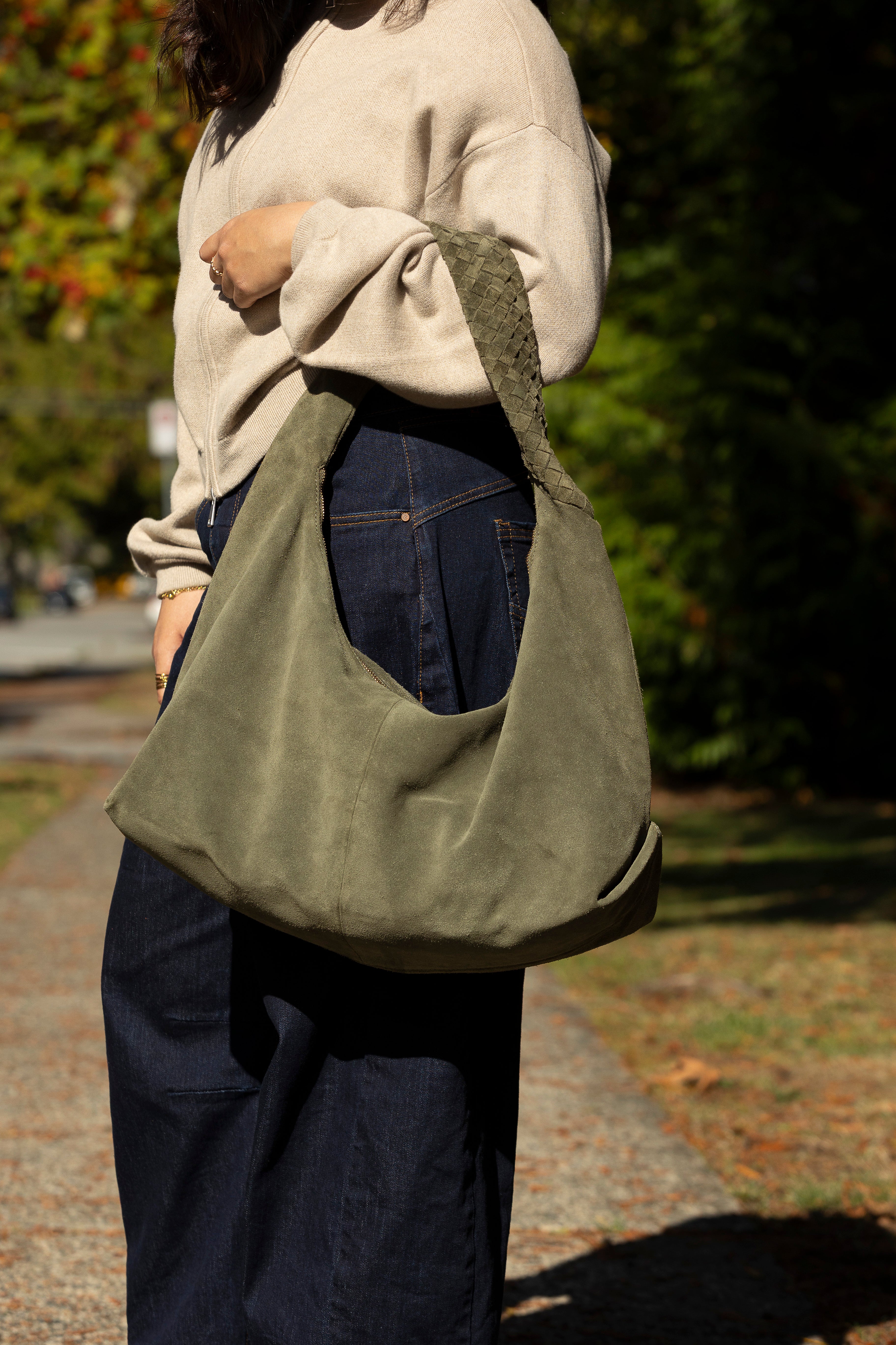 KATE SLOUCHY HOBO BAG-OLIVE