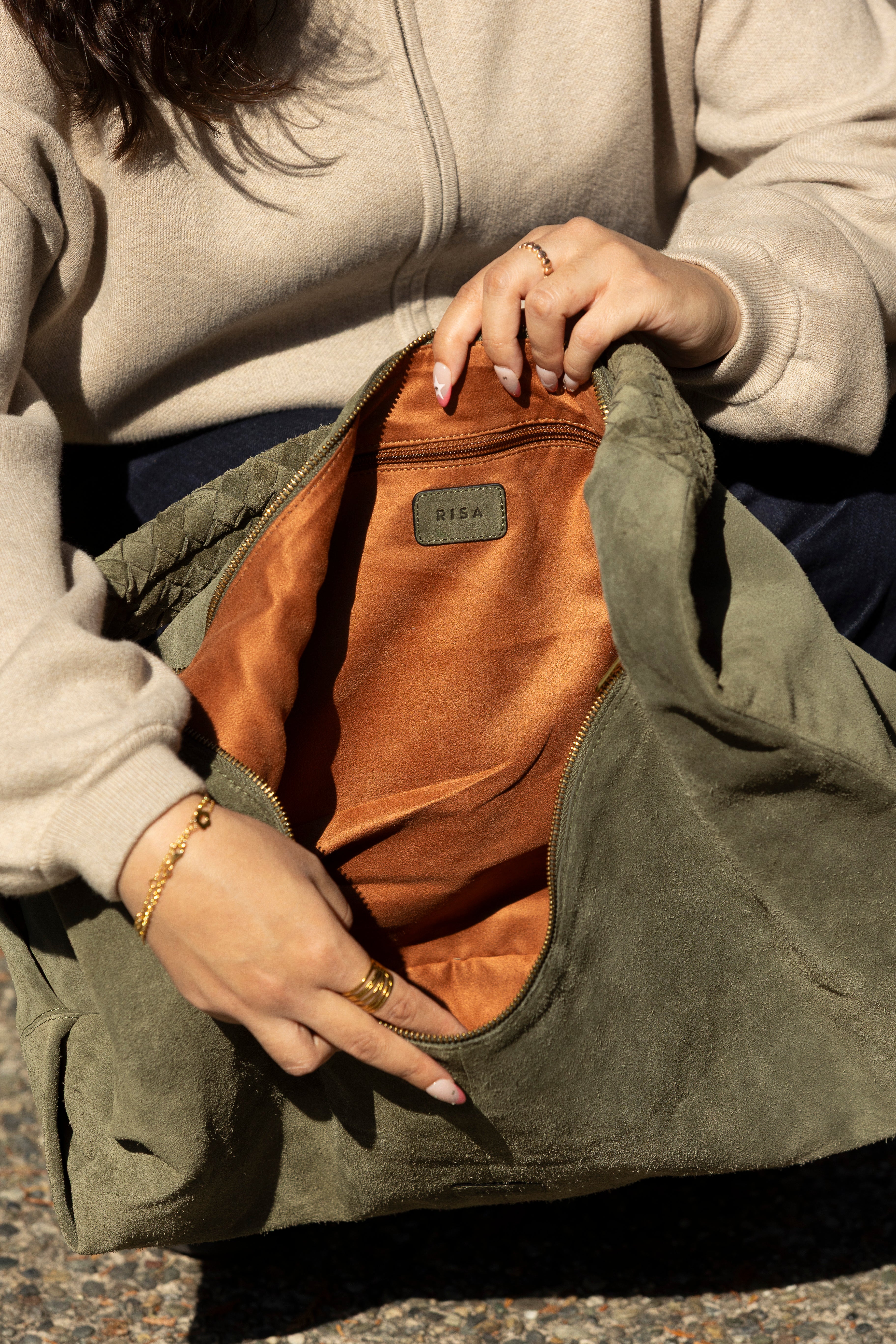 KATE SLOUCHY HOBO BAG-OLIVE