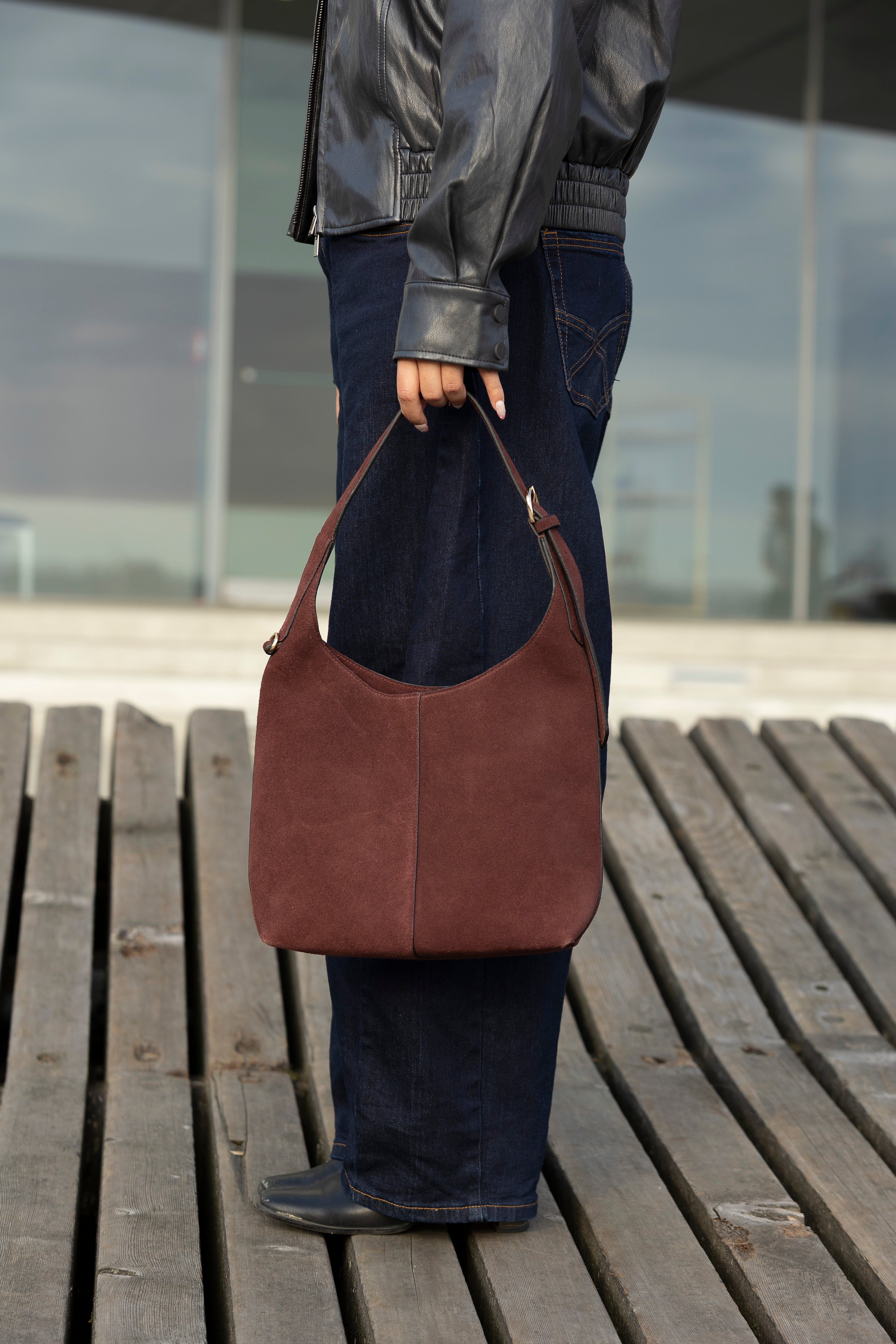 Claude Shoulder Bag-Maroon