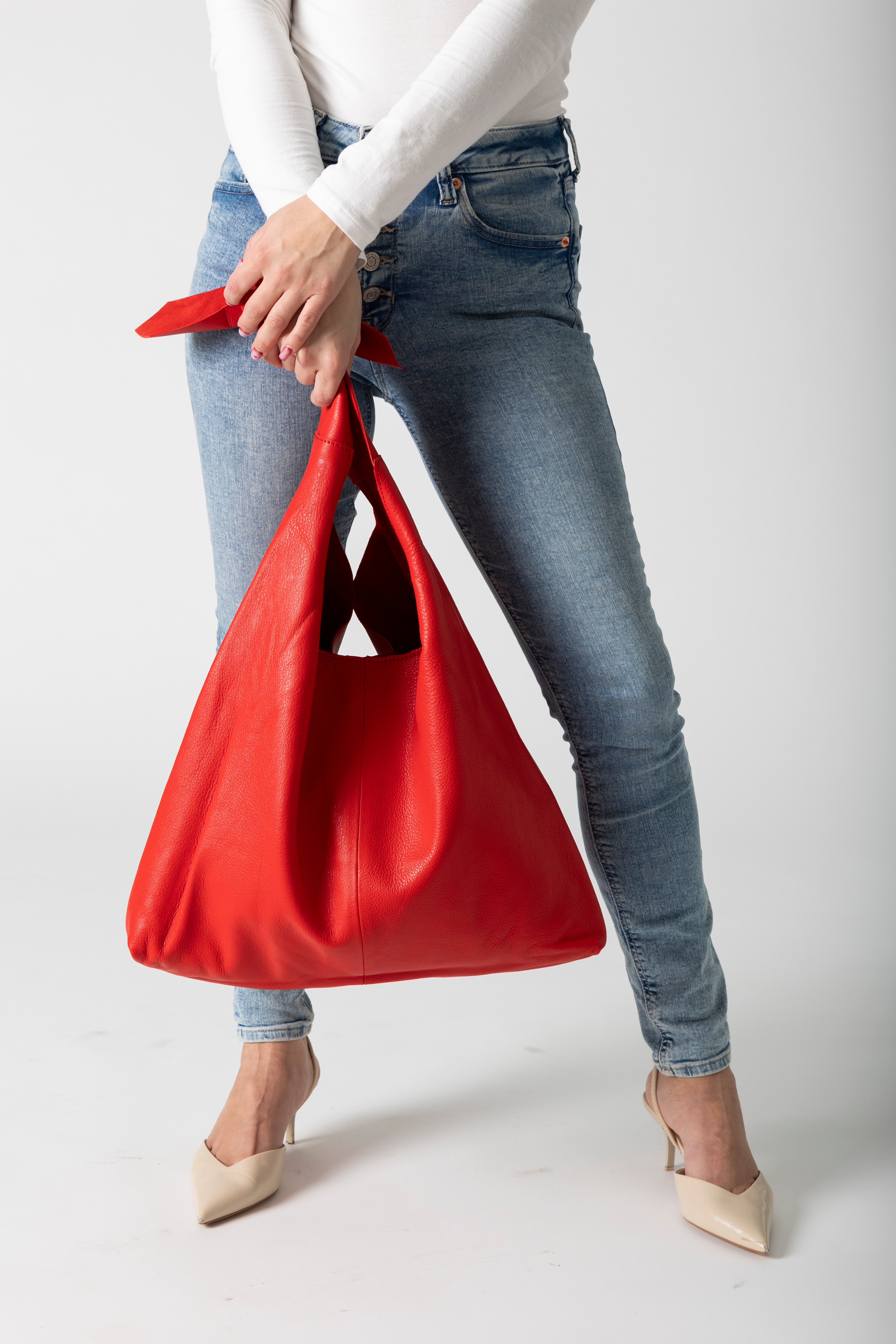 Knot Leather Shoulder Bag Sunset Red