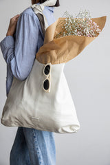 Knot Leather Shoulder Bag White