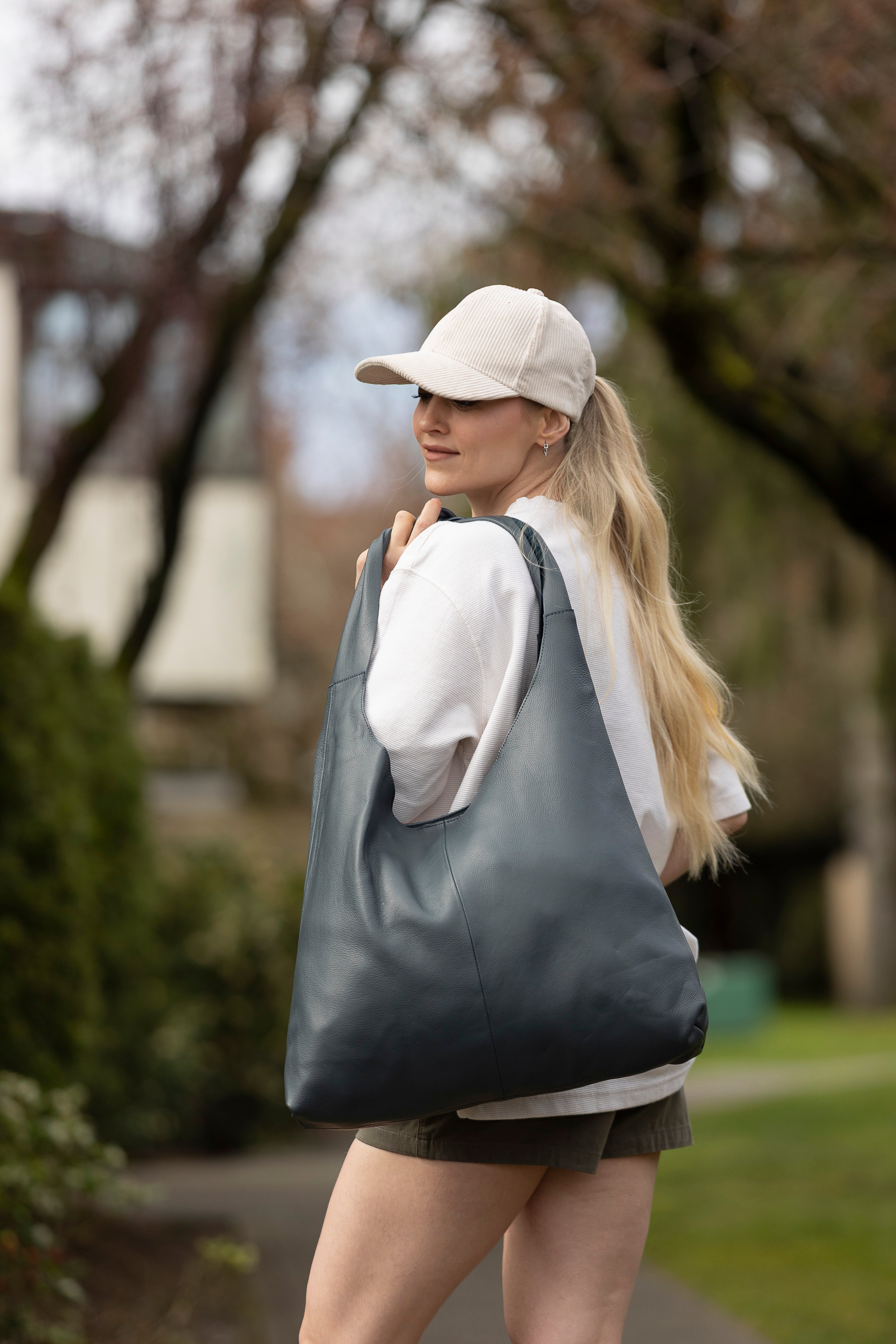 Knot Leather Shoulder Moonlight Blue