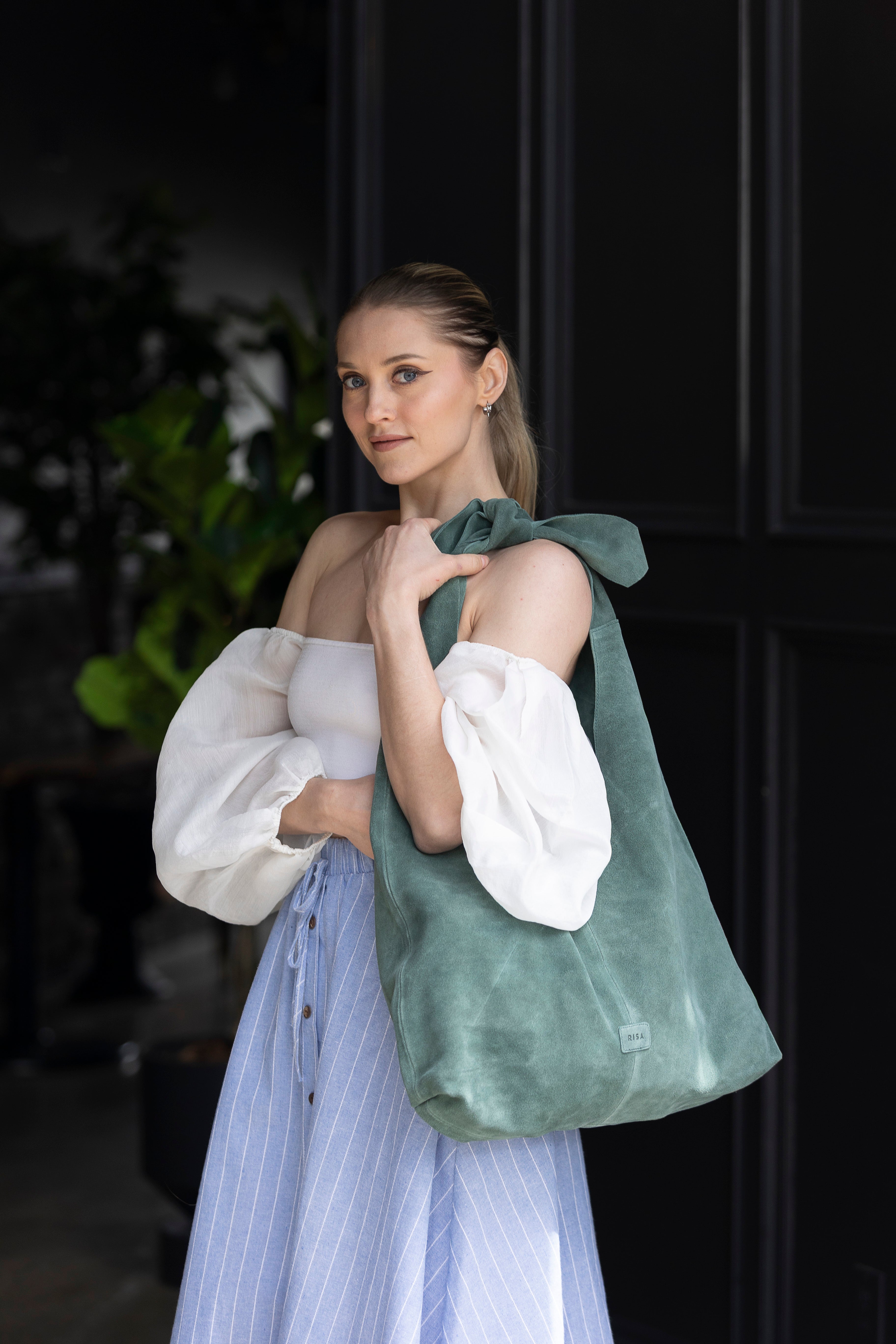 KNOT TOTE SUEDE SEA GREEN
