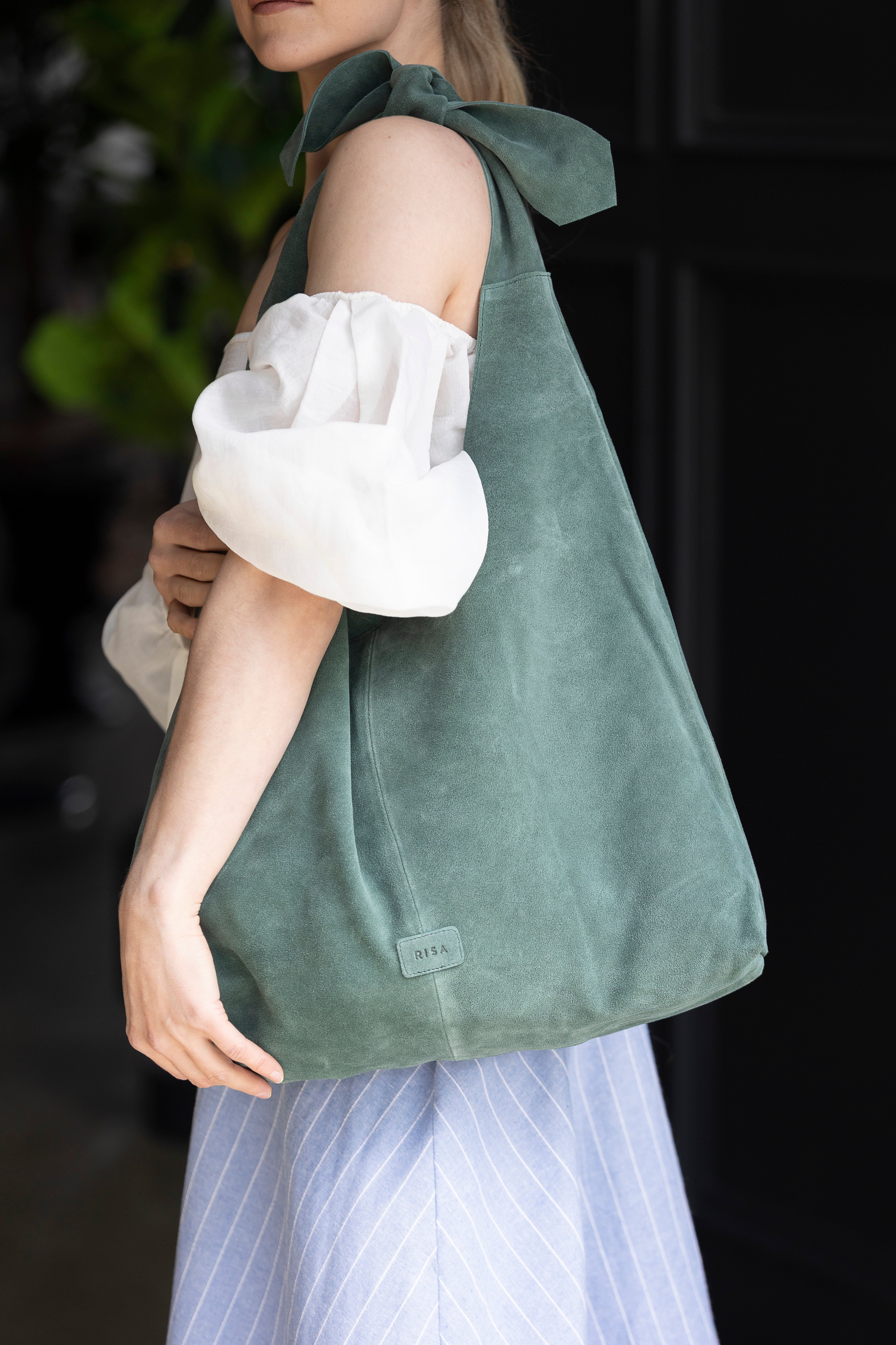 KNOT TOTE SUEDE SEA WEED