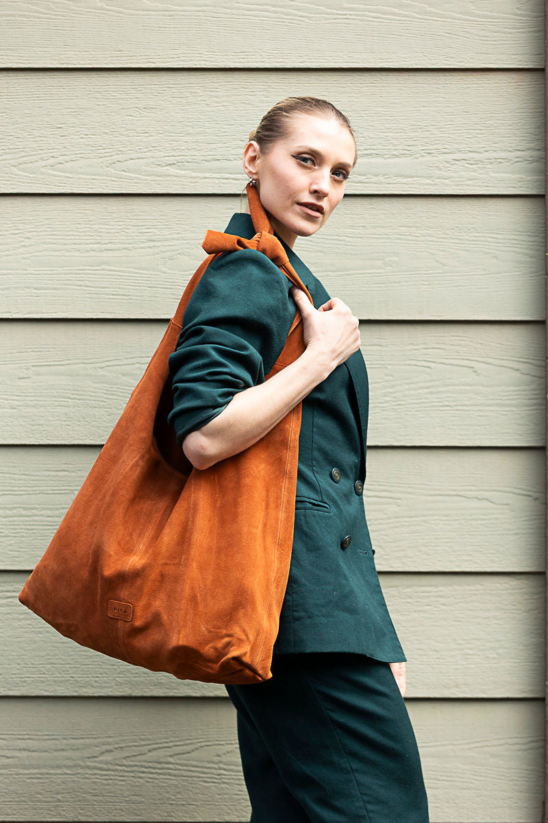 KNOT TOTE SUEDE LIGHT RUST